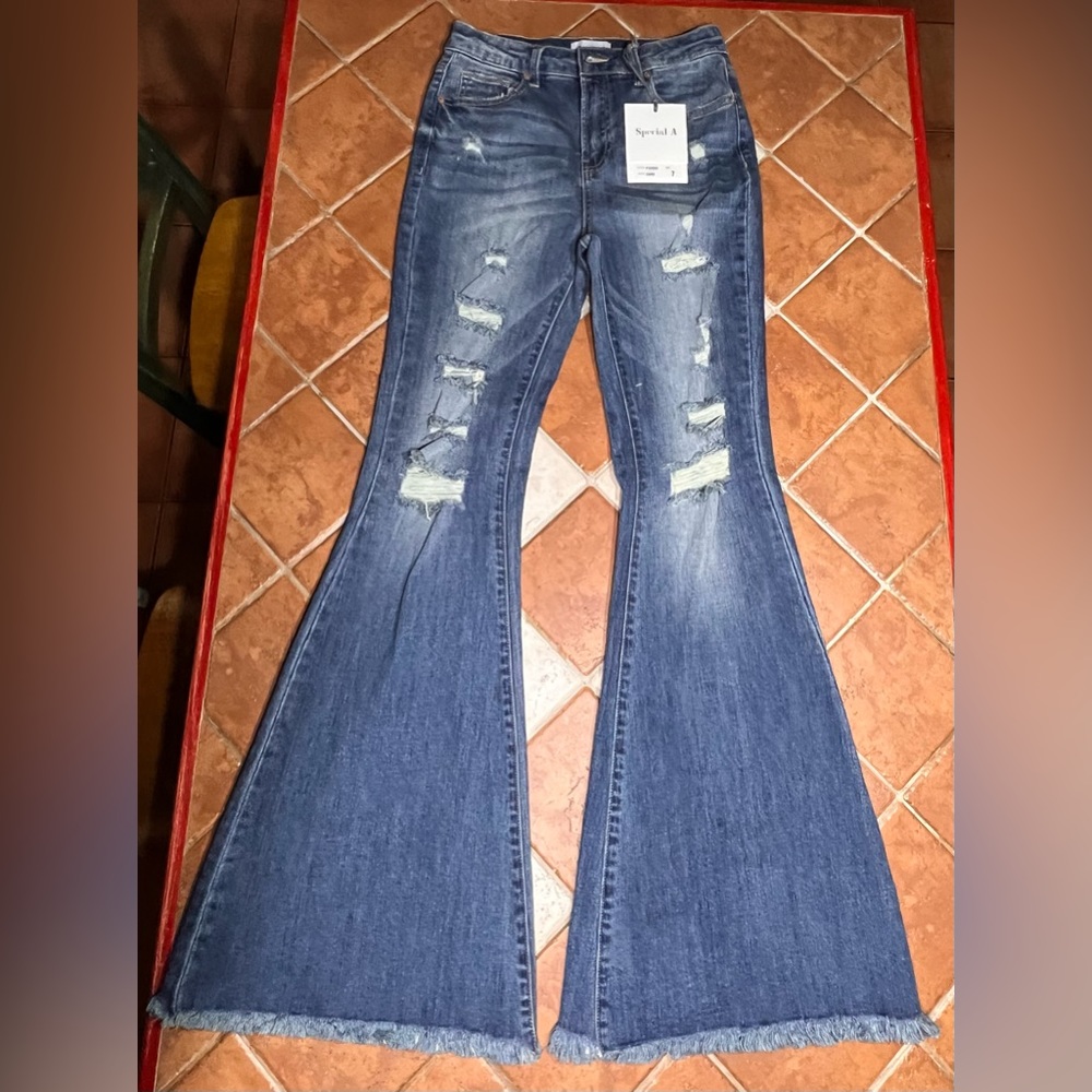 Special A Jeans High Rise Boot Cut With Destroy - Picture 7 of 14